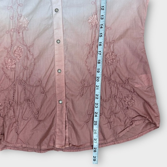 Wrangler Womens Ombre Pink Embroidered Western Button Down Shirt‎ Size L - Picture 5 of 10